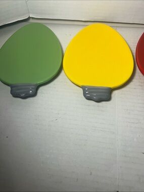 Colorful Ceramic Light Bulb-Shaped Trivets - Yellow & Green 8 inch long